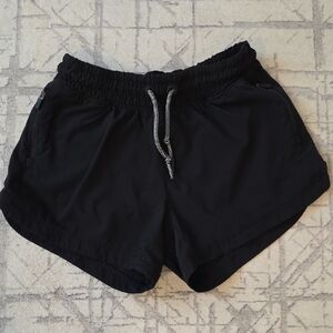 Black Athleta Girls Play All 3" Shorts